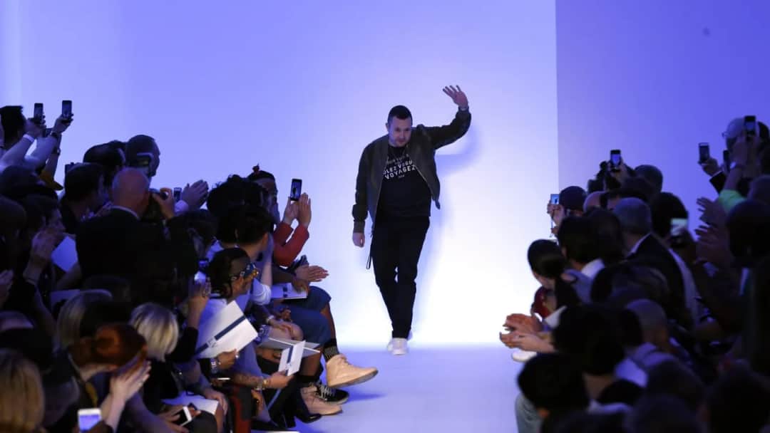 Kim Jones w Louis Vuitton: Jak jego wizja zmieniła modę męską