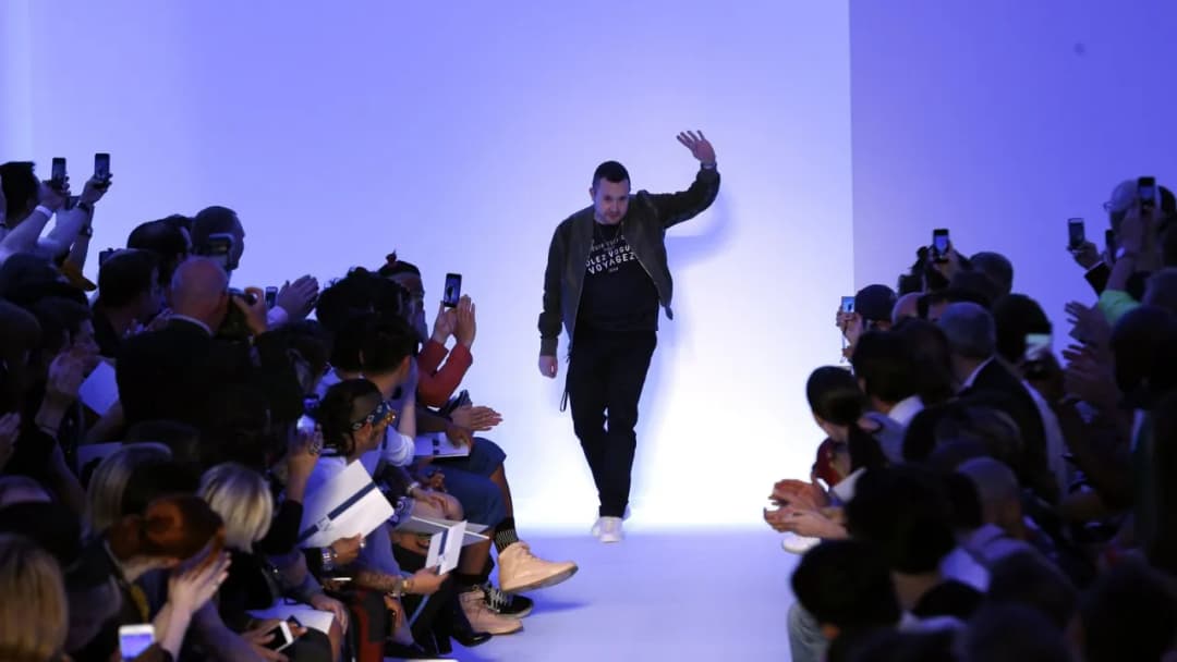 Kim Jones w Louis Vuitton: Jak jego wizja zmieniła modę męską